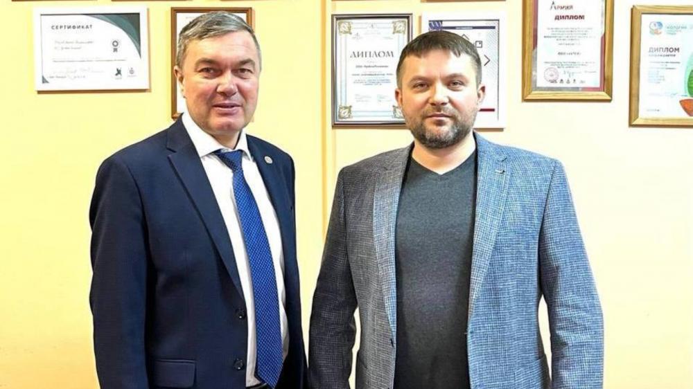 Постоянный представитель РТ Ренат Валиуллин посетил предприятие VATEX «РусКомПолимер»